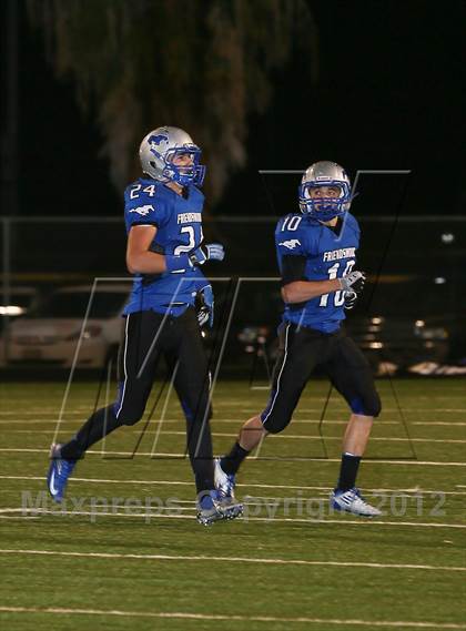 Thumbnail 2 in Angleton vs Friendswood (UIL 4A Division 1 Bi-District Playoff) photogallery.