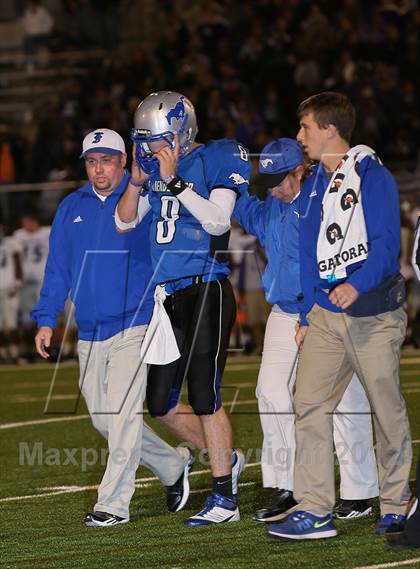 Thumbnail 2 in Angleton vs Friendswood (UIL 4A Division 1 Bi-District Playoff) photogallery.
