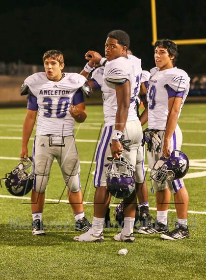 Thumbnail 1 in Angleton vs Friendswood (UIL 4A Division 1 Bi-District Playoff) photogallery.
