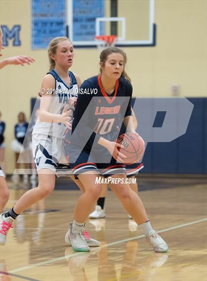 Thumbnail 3 in Valor Christian vs. Legend (CHSAA 5A Sweet 16) photogallery.