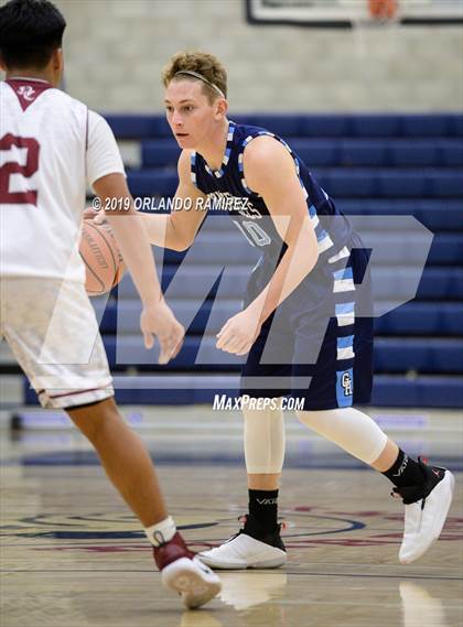 Thumbnail 2 in Sweetwater vs Granite Hills (East vs South Tournament) photogallery.