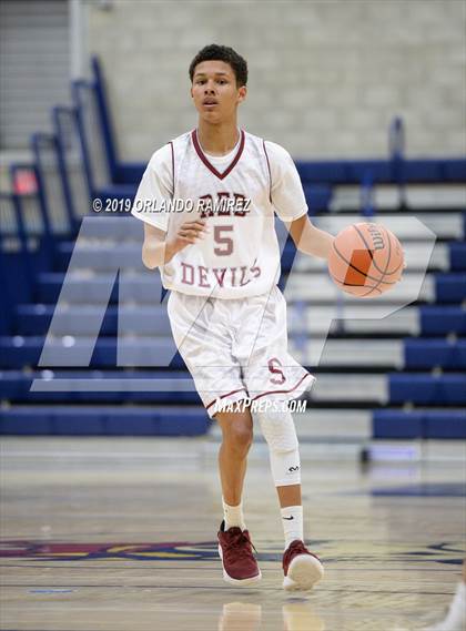 Thumbnail 3 in Sweetwater vs Granite Hills (East vs South Tournament) photogallery.
