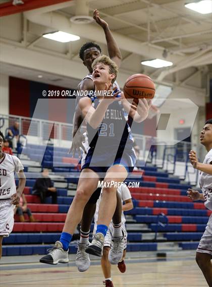 Thumbnail 3 in Sweetwater vs Granite Hills (East vs South Tournament) photogallery.