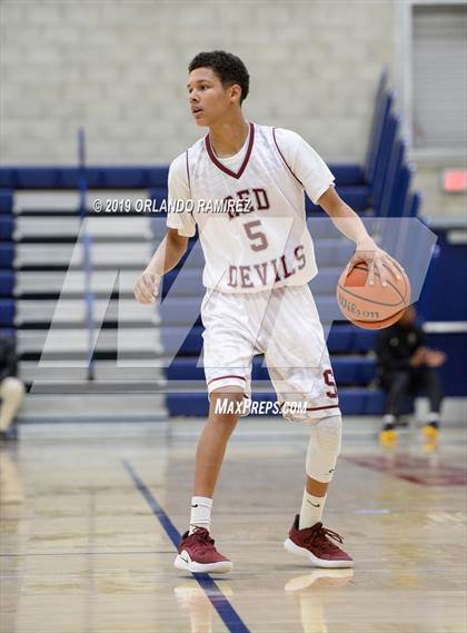 Thumbnail 3 in Sweetwater vs Granite Hills (East vs South Tournament) photogallery.