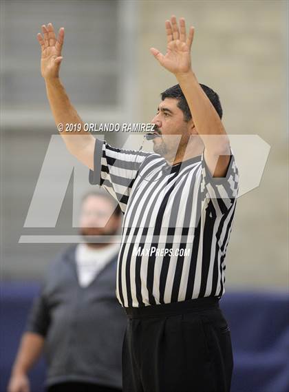 Thumbnail 3 in Sweetwater vs Granite Hills (East vs South Tournament) photogallery.