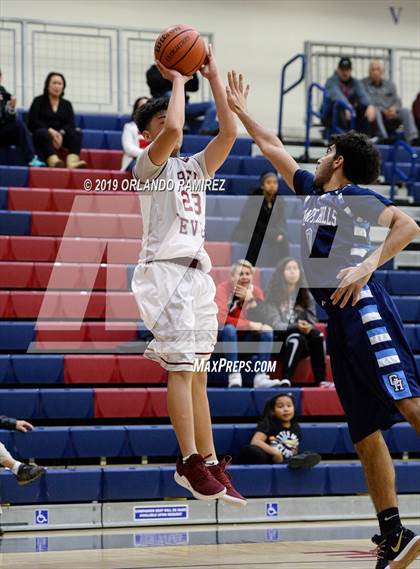 Thumbnail 1 in Sweetwater vs Granite Hills (East vs South Tournament) photogallery.