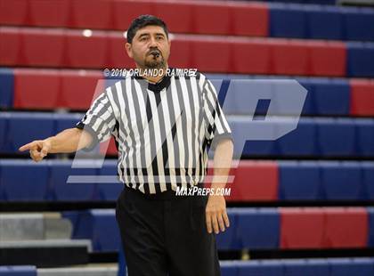 Thumbnail 2 in Sweetwater vs Granite Hills (East vs South Tournament) photogallery.
