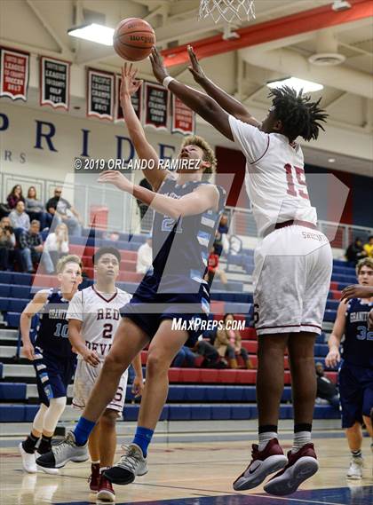 Thumbnail 1 in Sweetwater vs Granite Hills (East vs South Tournament) photogallery.