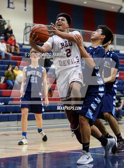 Thumbnail 2 in Sweetwater vs Granite Hills (East vs South Tournament) photogallery.