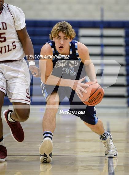 Thumbnail 3 in Sweetwater vs Granite Hills (East vs South Tournament) photogallery.