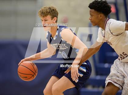 Thumbnail 1 in Sweetwater vs Granite Hills (East vs South Tournament) photogallery.