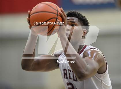 Thumbnail 3 in Sweetwater vs Granite Hills (East vs South Tournament) photogallery.