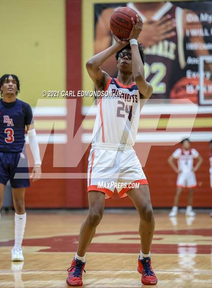 Thumbnail 1 in Brentwood Academy vs. Oakland photogallery.