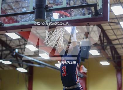 Thumbnail 3 in Brentwood Academy vs. Oakland photogallery.