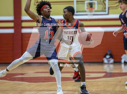 Thumbnail 2 in Brentwood Academy vs. Oakland photogallery.