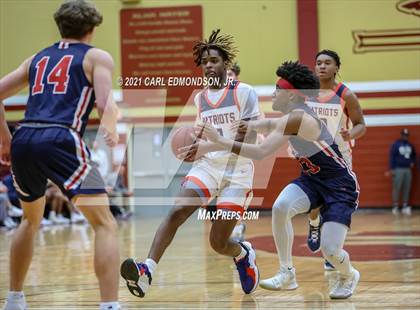 Thumbnail 3 in Brentwood Academy vs. Oakland photogallery.
