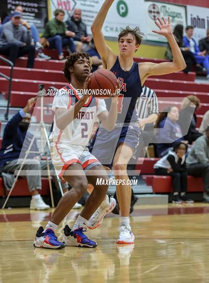 Thumbnail 2 in Brentwood Academy vs. Oakland photogallery.
