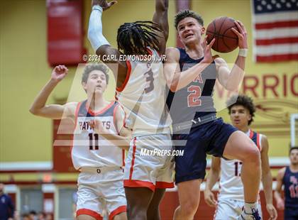 Thumbnail 1 in Brentwood Academy vs. Oakland photogallery.