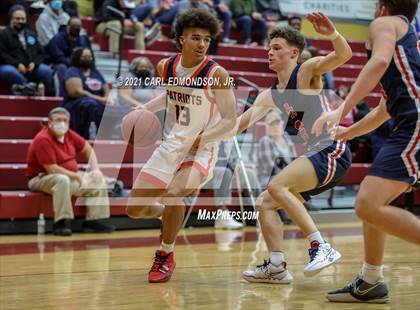 Thumbnail 3 in Brentwood Academy vs. Oakland photogallery.