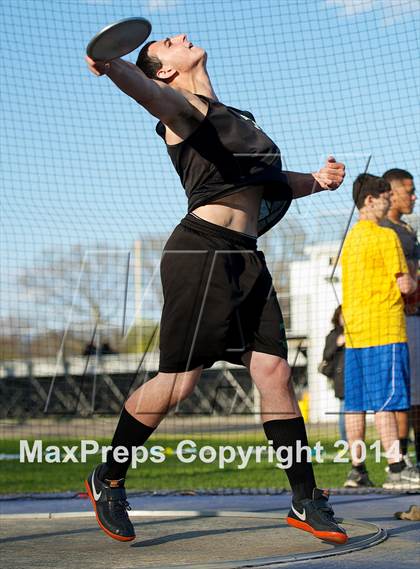 Thumbnail 2 in Nassau Conference I Tri-Meet photogallery.