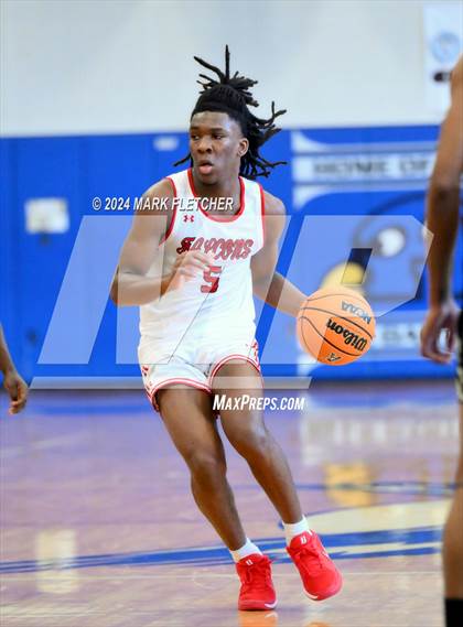 Thumbnail 2 in East River vs Davenport (14th Annual Earl Graham Metro vs Florida Challenge) photogallery.