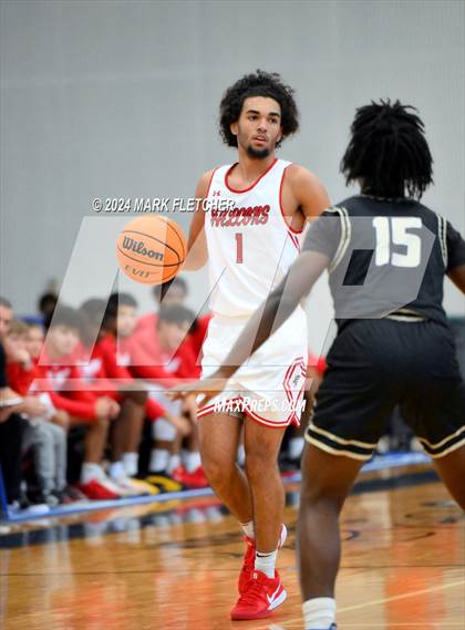 Thumbnail 3 in East River vs Davenport (14th Annual Earl Graham Metro vs Florida Challenge) photogallery.