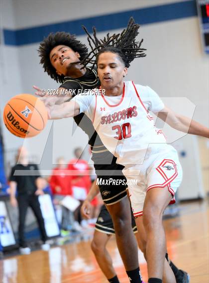 Thumbnail 2 in East River vs Davenport (14th Annual Earl Graham Metro vs Florida Challenge) photogallery.