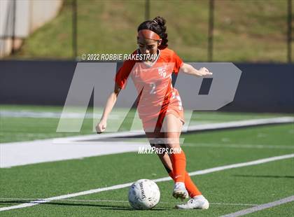 Thumbnail 2 in Henderson vs. Celina (UIL 4A Regional Semifinals) photogallery.