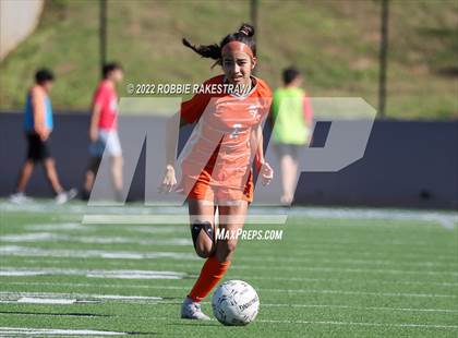 Thumbnail 3 in Henderson vs. Celina (UIL 4A Regional Semifinals) photogallery.