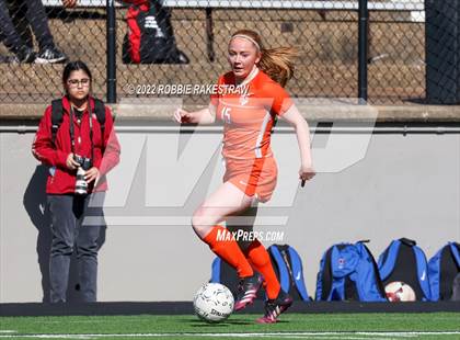 Thumbnail 3 in Henderson vs. Celina (UIL 4A Regional Semifinals) photogallery.
