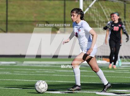 Thumbnail 3 in Henderson vs. Celina (UIL 4A Regional Semifinals) photogallery.