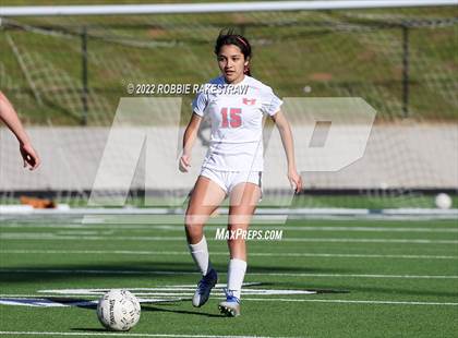 Thumbnail 2 in Henderson vs. Celina (UIL 4A Regional Semifinals) photogallery.