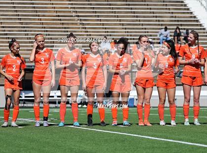 Thumbnail 3 in Henderson vs. Celina (UIL 4A Regional Semifinals) photogallery.