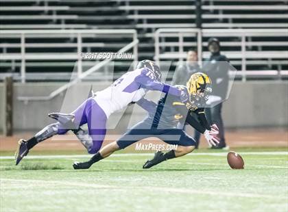 Thumbnail 2 in Salinas vs Milpitas (CIF CCS D1 Final) photogallery.