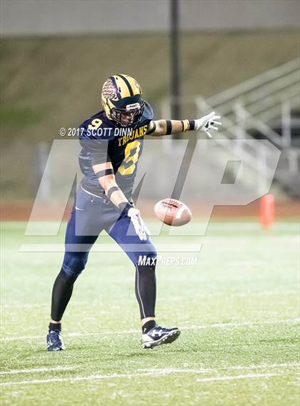 Thumbnail 3 in Salinas vs Milpitas (CIF CCS D1 Final) photogallery.