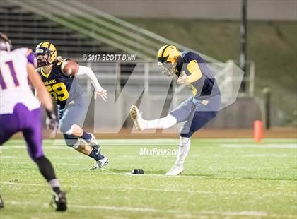 Thumbnail 3 in Salinas vs Milpitas (CIF CCS D1 Final) photogallery.