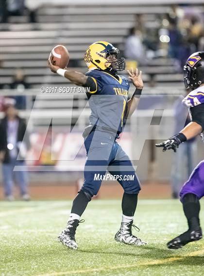 Thumbnail 1 in Salinas vs Milpitas (CIF CCS D1 Final) photogallery.