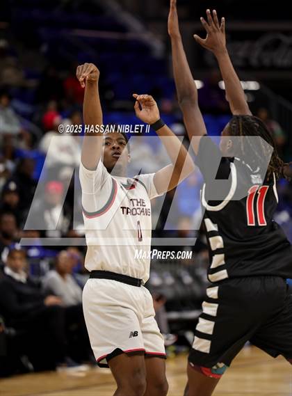 Thumbnail 3 in Tri-Cities @ Lee County (GHSA 5A State Semi-Final) photogallery.