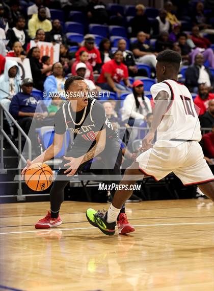 Thumbnail 1 in Tri-Cities @ Lee County (GHSA 5A State Semi-Final) photogallery.
