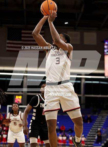 Thumbnail 1 in Tri-Cities @ Lee County (GHSA 5A State Semi-Final) photogallery.