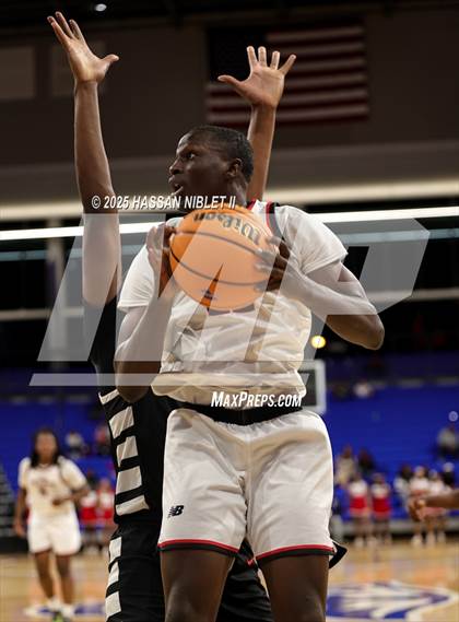 Thumbnail 2 in Tri-Cities @ Lee County (GHSA 5A State Semi-Final) photogallery.