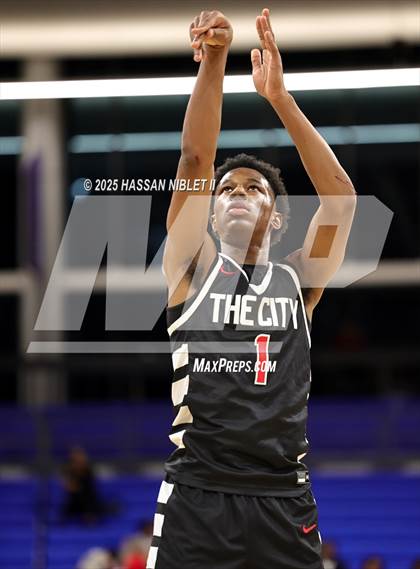 Thumbnail 3 in Tri-Cities @ Lee County (GHSA 5A State Semi-Final) photogallery.