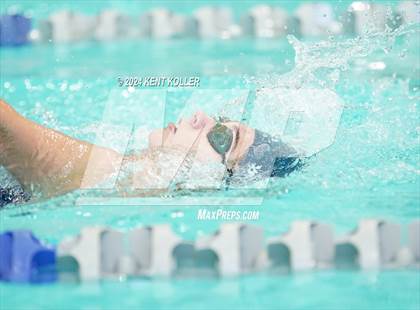 Thumbnail 1 in Fraser vs. Lutheran North (Titan Relays) photogallery.