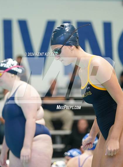 Thumbnail 1 in Fraser vs. Lutheran North (Titan Relays) photogallery.