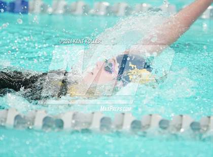 Thumbnail 1 in Fraser vs. Lutheran North (Titan Relays) photogallery.