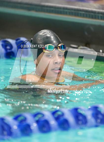 Thumbnail 2 in Fraser vs. Lutheran North (Titan Relays) photogallery.