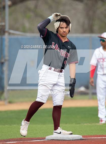 Thumbnail 2 in Robstown vs. London (VISD Tournament) photogallery.