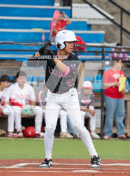 Thumbnail 3 in Robstown vs. London (VISD Tournament) photogallery.