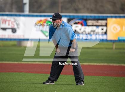 Thumbnail 2 in Robstown vs. London (VISD Tournament) photogallery.