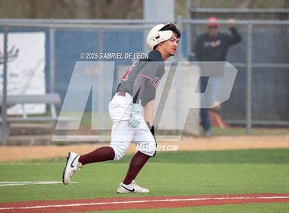 Thumbnail 1 in Robstown vs. London (VISD Tournament) photogallery.
